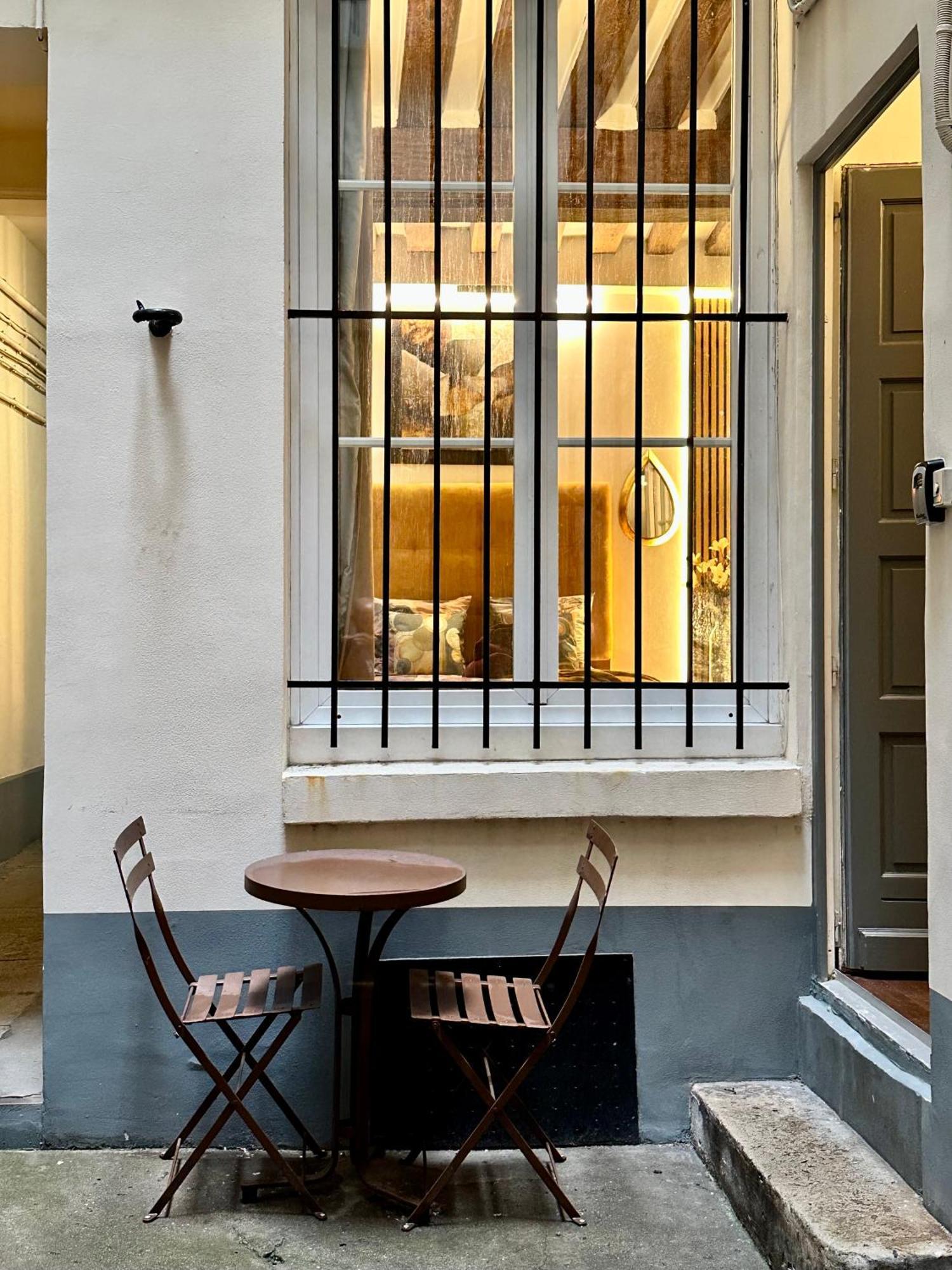 Studio Design By Kenzo Near Notre Dame Paris Exterior photo
